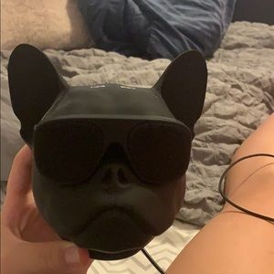 French bulldog speaker
